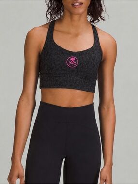 Lululemon Free To Be Wild sports Bra Size 8 NWT